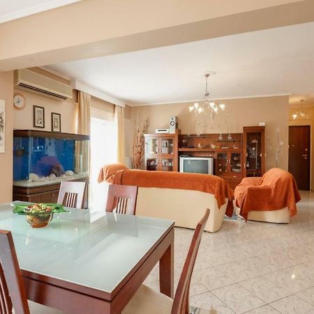 Third Floor Lux Apartment With Nice View เทสซาโลนิกิ ภายนอก รูปภาพ