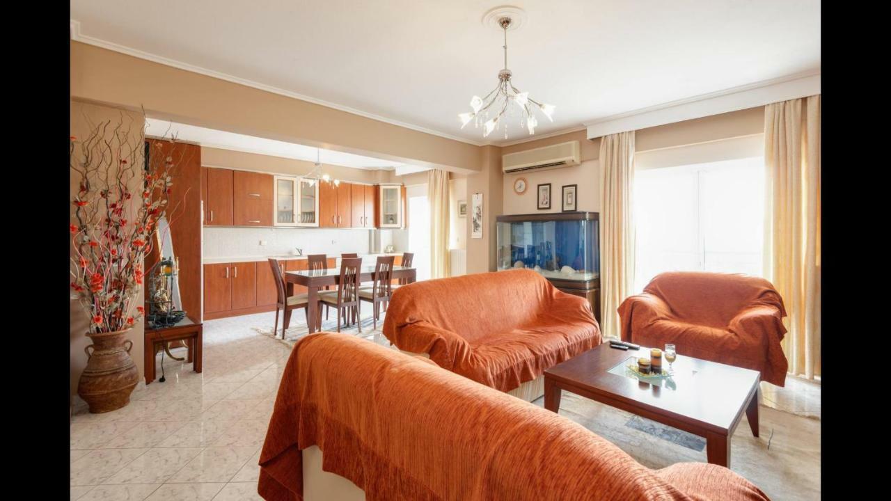 Third Floor Lux Apartment With Nice View เทสซาโลนิกิ ภายนอก รูปภาพ